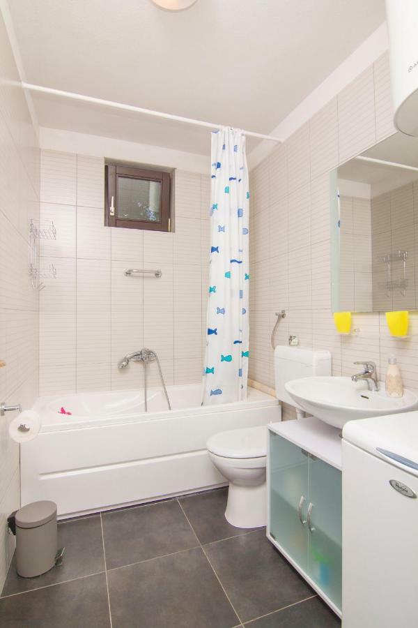 Apartment Botta Mimice Esterno foto