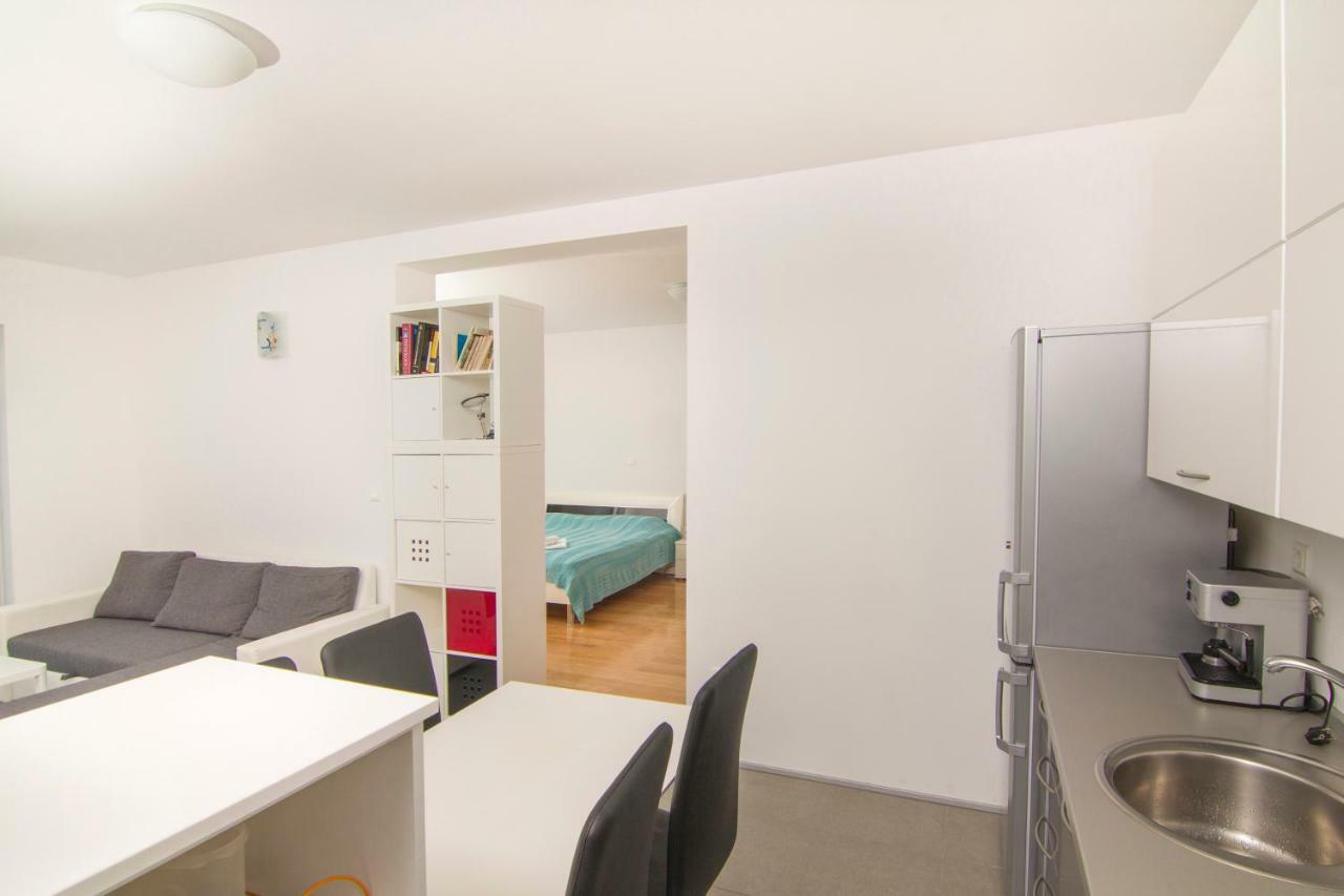 Apartment Botta Mimice Esterno foto